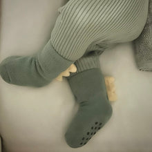 Load image into Gallery viewer, Little dino socks - Sage
