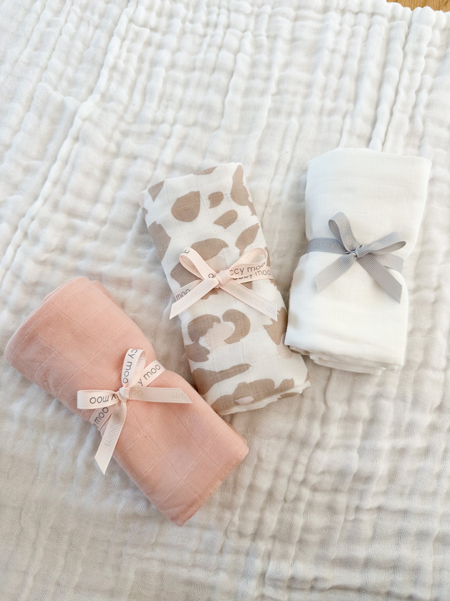 3-pack bamboo muslin 'go-to' cloths - Blush Leopard