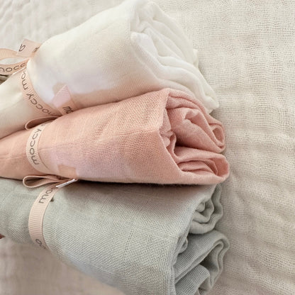 Bamboo muslin 'go-to' cloth - Peachy Pink