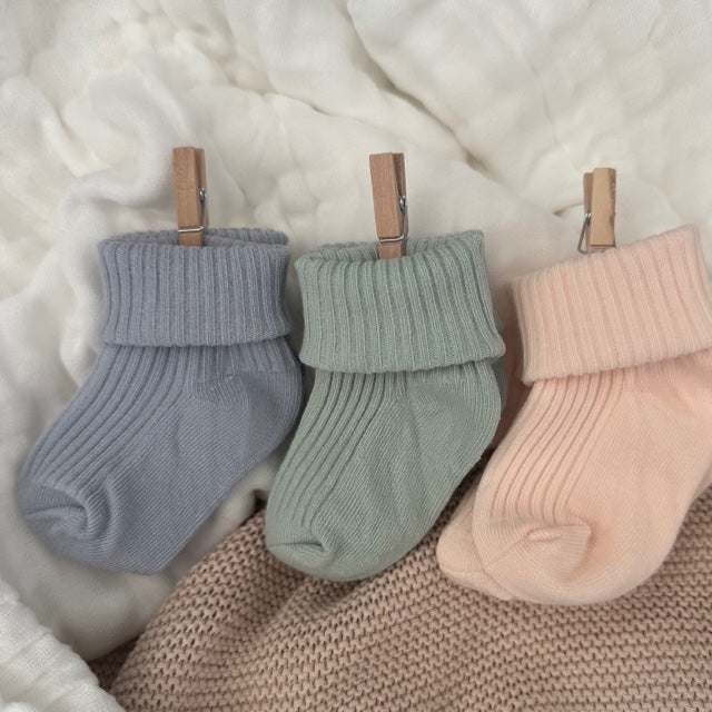 Luxury newborn socks - Peachy Pink