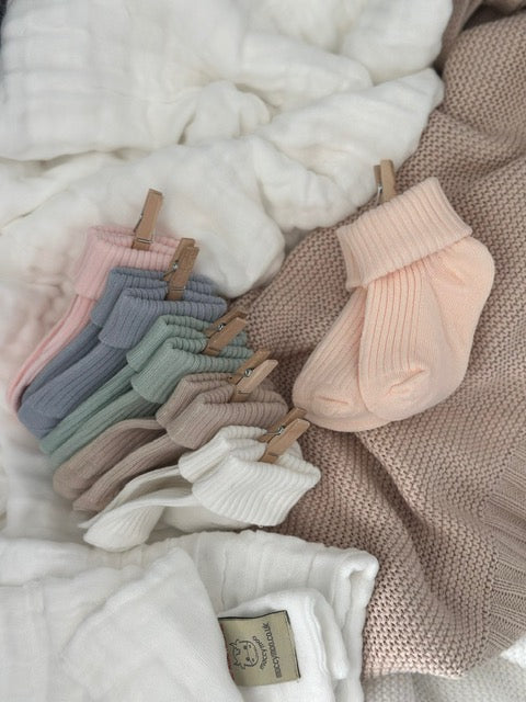 Luxury newborn socks - Peachy Pink