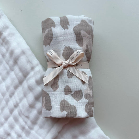 Bamboo muslin 'go-to' cloth - Blush Leopard Print