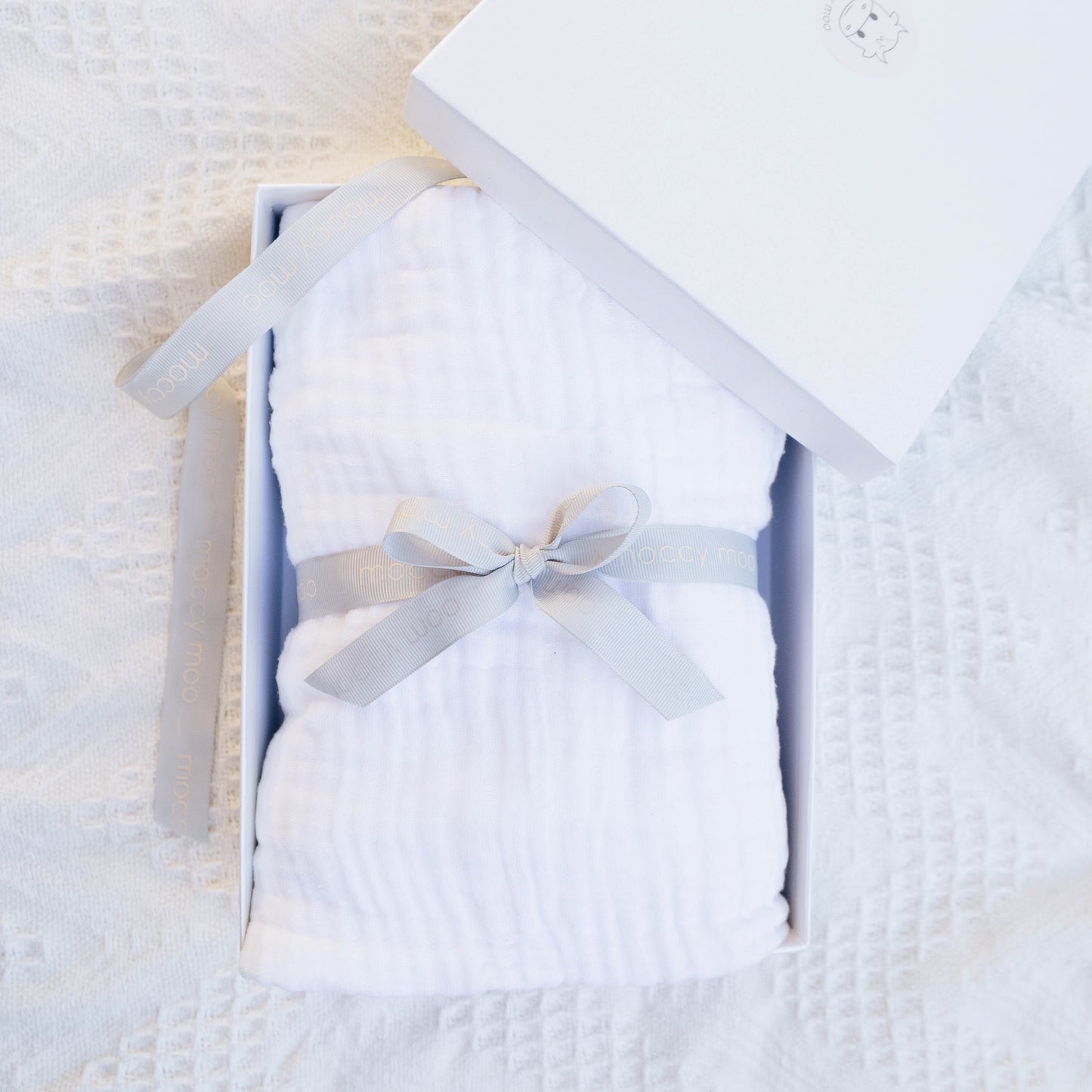 The Cuddly Classic Gift Box