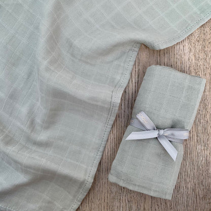 Bamboo muslin 'go-to' cloth - Cloud grey