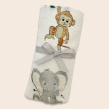Load image into Gallery viewer, 3-pack bamboo muslin &#39;go-to&#39; cloths - Safari snuggles
